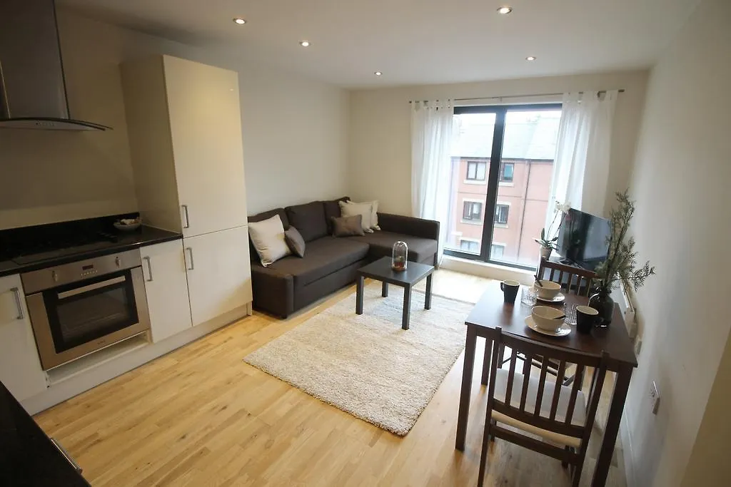 לידס Chandlers Boutique Apartments בריטניה