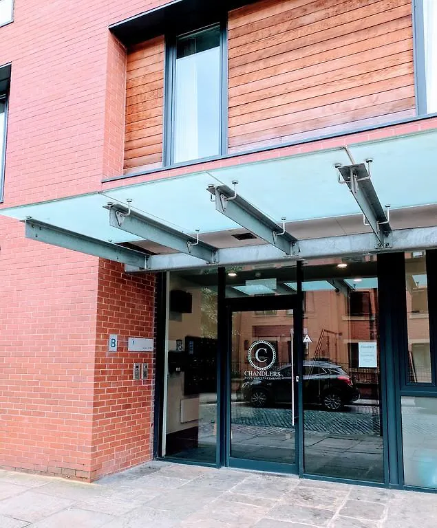 לידס Chandlers Boutique Apartments 0*,